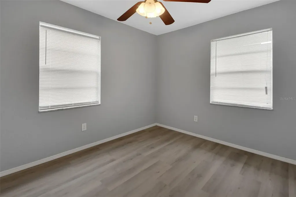 365 W Lansdowne Avenue Orange City FL 32763