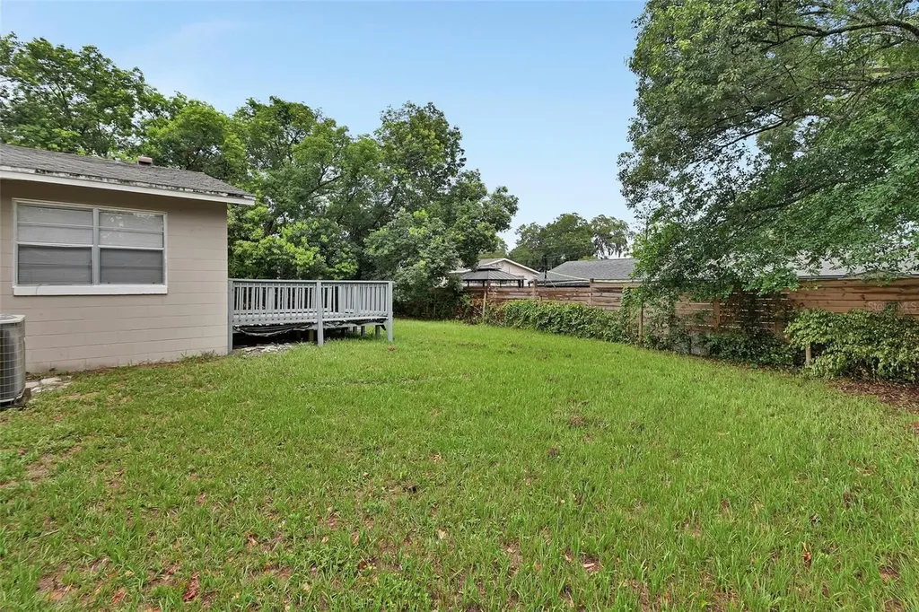 365 W Lansdowne Avenue Orange City FL 32763