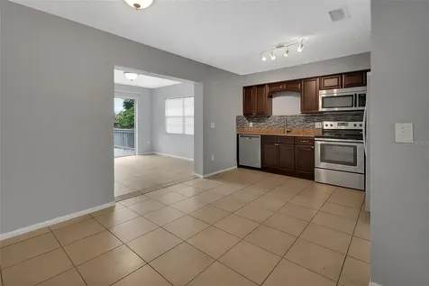365 W Lansdowne Avenue Orange City FL 32763