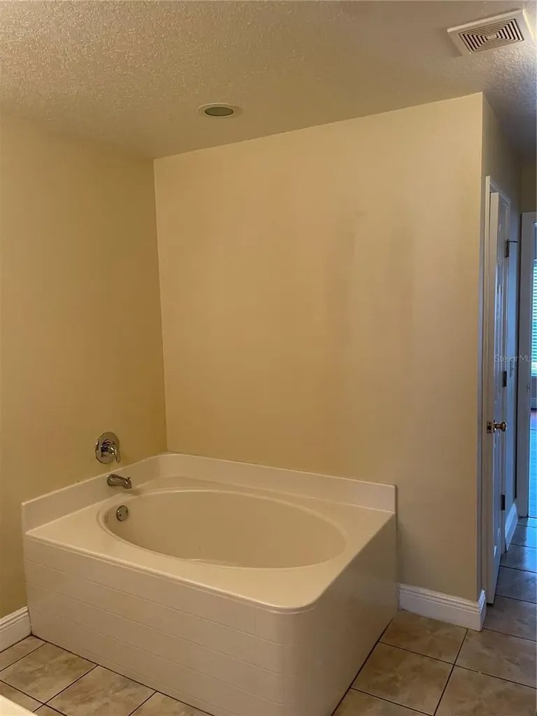 5064 Spanish Oaks Boulevard Lakeland FL 33805