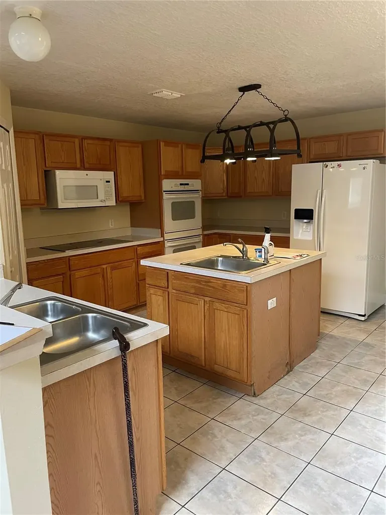 5064 Spanish Oaks Boulevard Lakeland FL 33805