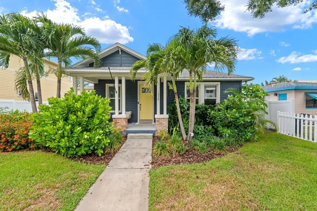 1028 5th Street N St Petersburg FL 33701