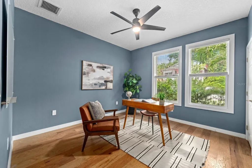 1028 5th Street N St Petersburg FL 33701