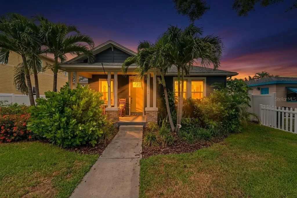 1028 5th Street N St Petersburg FL 33701