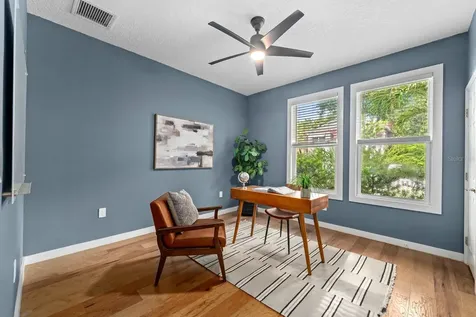 1028 5th Street N St Petersburg FL 33701