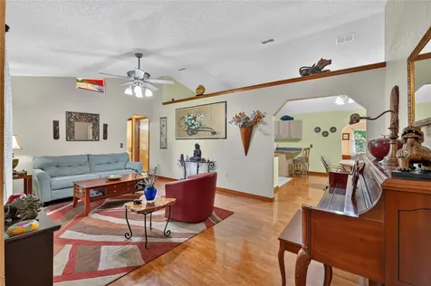 525 SE 62nd Avenue Ocala FL 34472