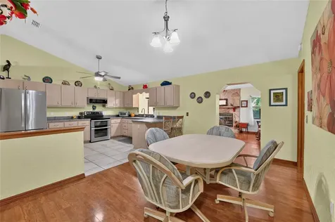 525 SE 62nd Avenue Ocala FL 34472
