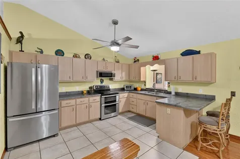 525 SE 62nd Avenue Ocala FL 34472