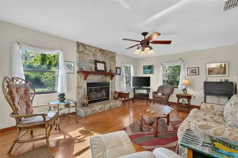 525 SE 62nd Avenue Ocala FL 34472