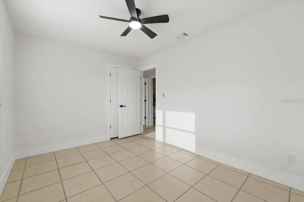 10930 N Aster Avenue Tampa FL 33612