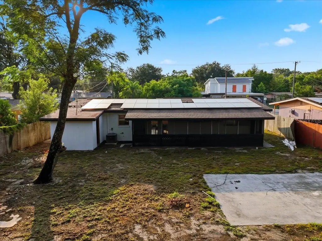 10930 N Aster Avenue Tampa FL 33612