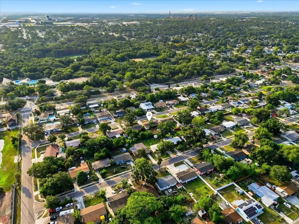 10930 N Aster Avenue Tampa FL 33612