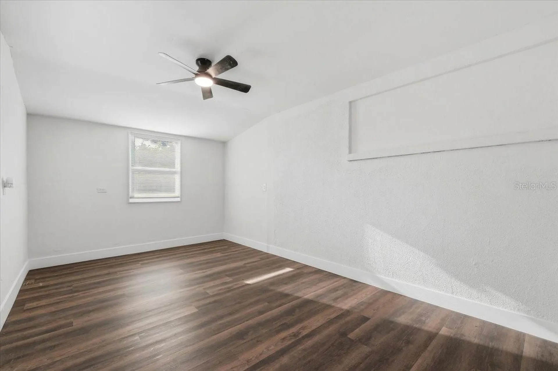 10930 N Aster Avenue Tampa FL 33612
