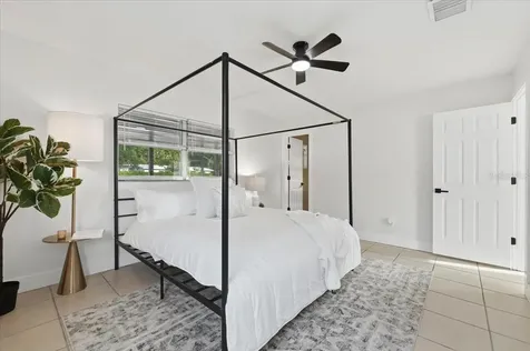 10930 N Aster Avenue Tampa FL 33612