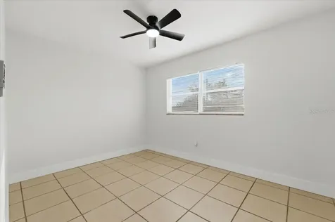 10930 N Aster Avenue Tampa FL 33612