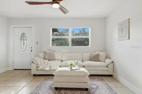 10930 N Aster Avenue Tampa FL 33612