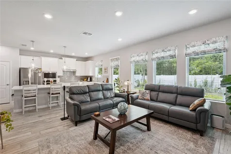 4222 Hibiscus Bloom Drive Orlando FL 32822