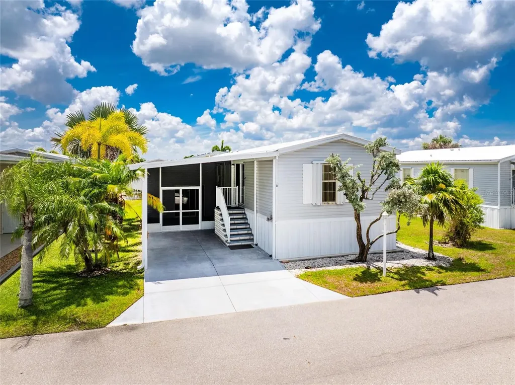 10 Holland Drive Punta Gorda FL 33950