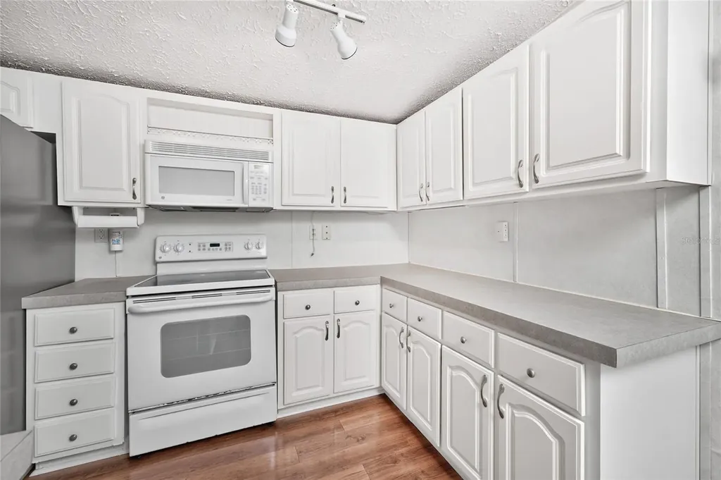 10 Holland Drive Punta Gorda FL 33950