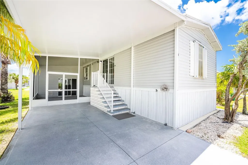 10 Holland Drive Punta Gorda FL 33950