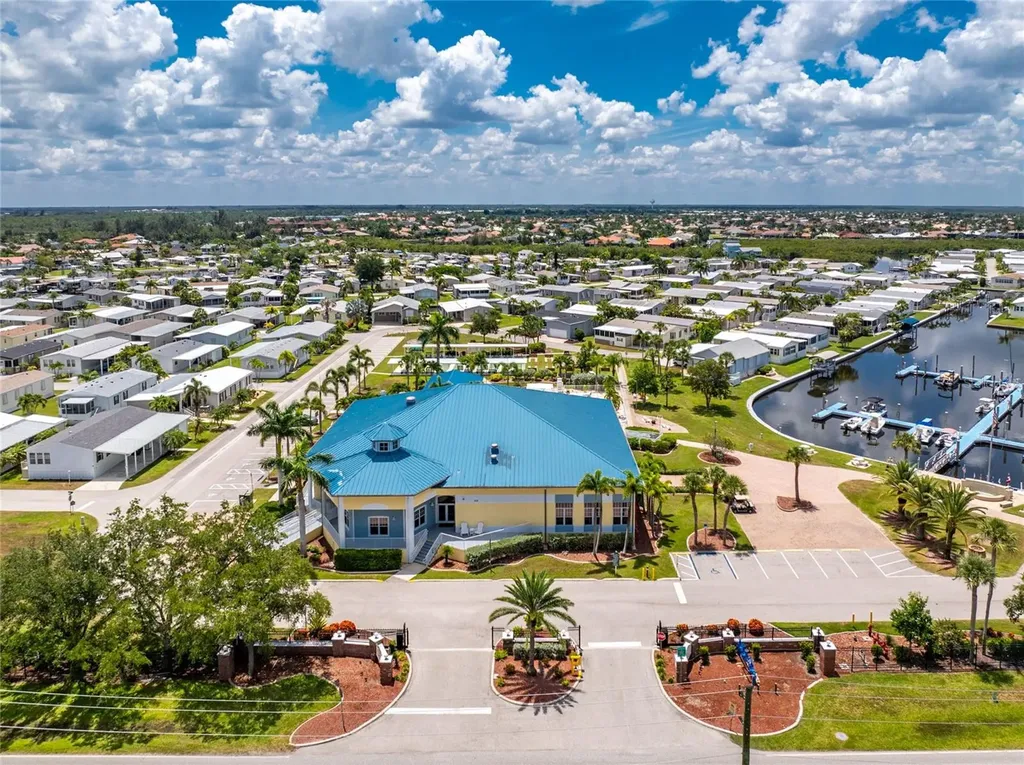 10 Holland Drive Punta Gorda FL 33950