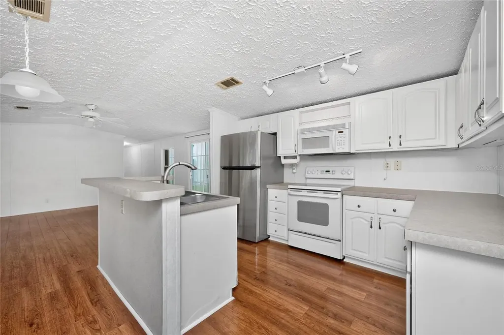 10 Holland Drive Punta Gorda FL 33950