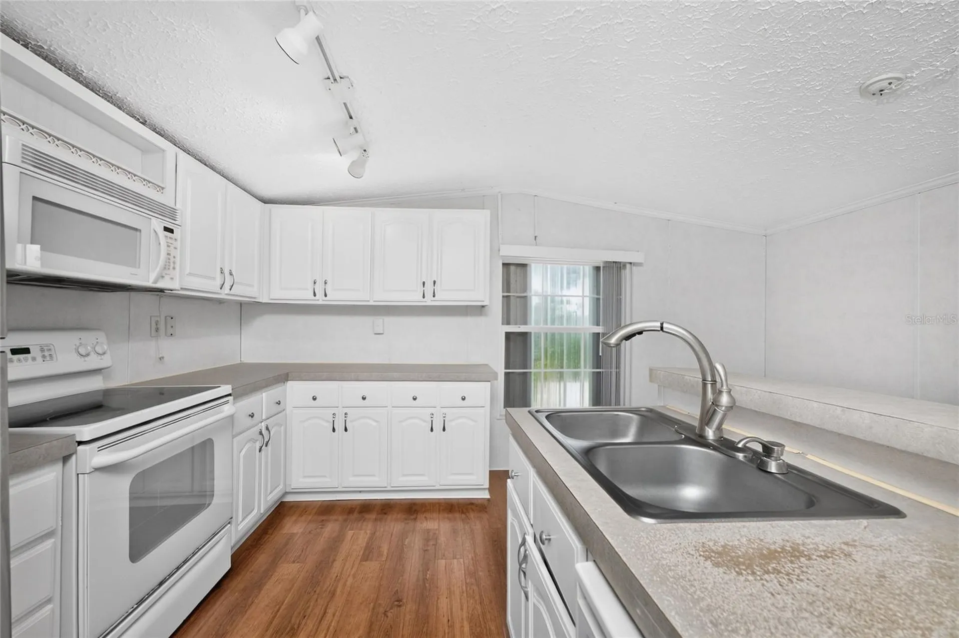 10 Holland Drive Punta Gorda FL 33950