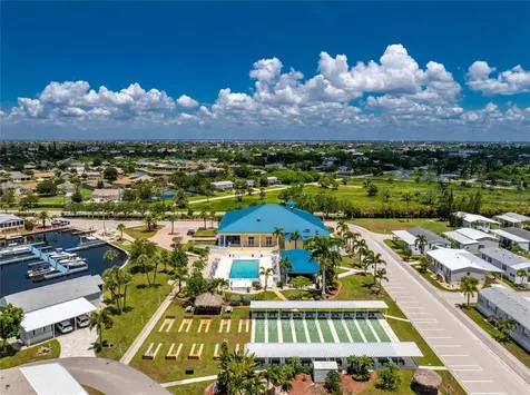 10 Holland Drive Punta Gorda FL 33950