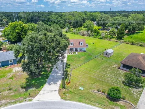 4637 1st Street NW Lakeland FL 33810
