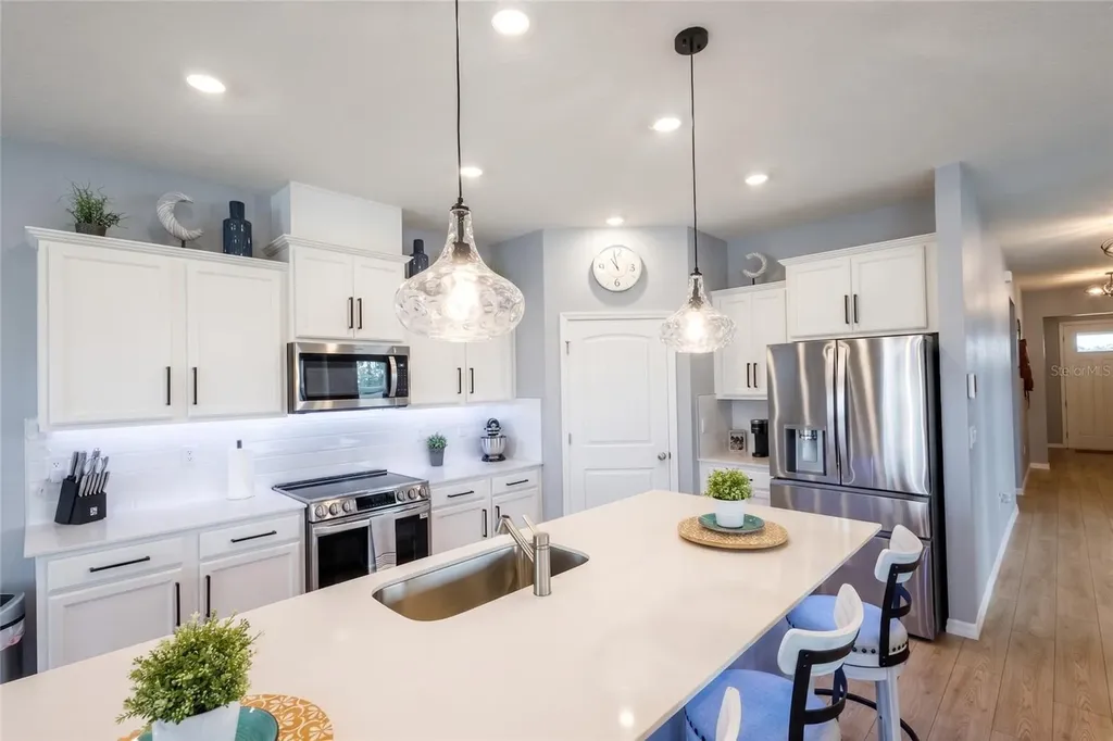 2843 Elio Hammock Drive Harmony FL 34773