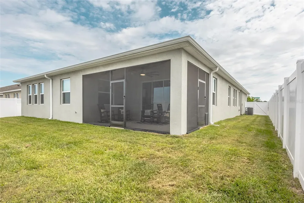 2843 Elio Hammock Drive Harmony FL 34773