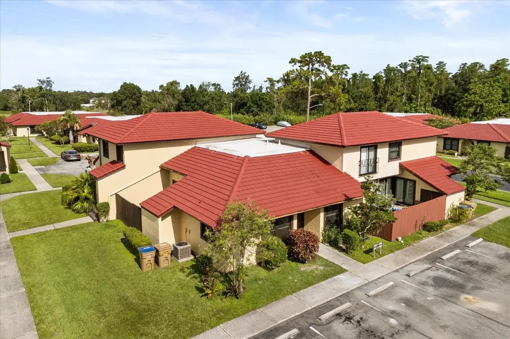 443 Hunter Circle Kissimmee FL 34758