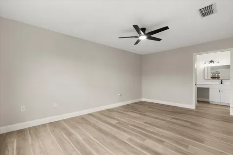 443 Hunter Circle Kissimmee FL 34758