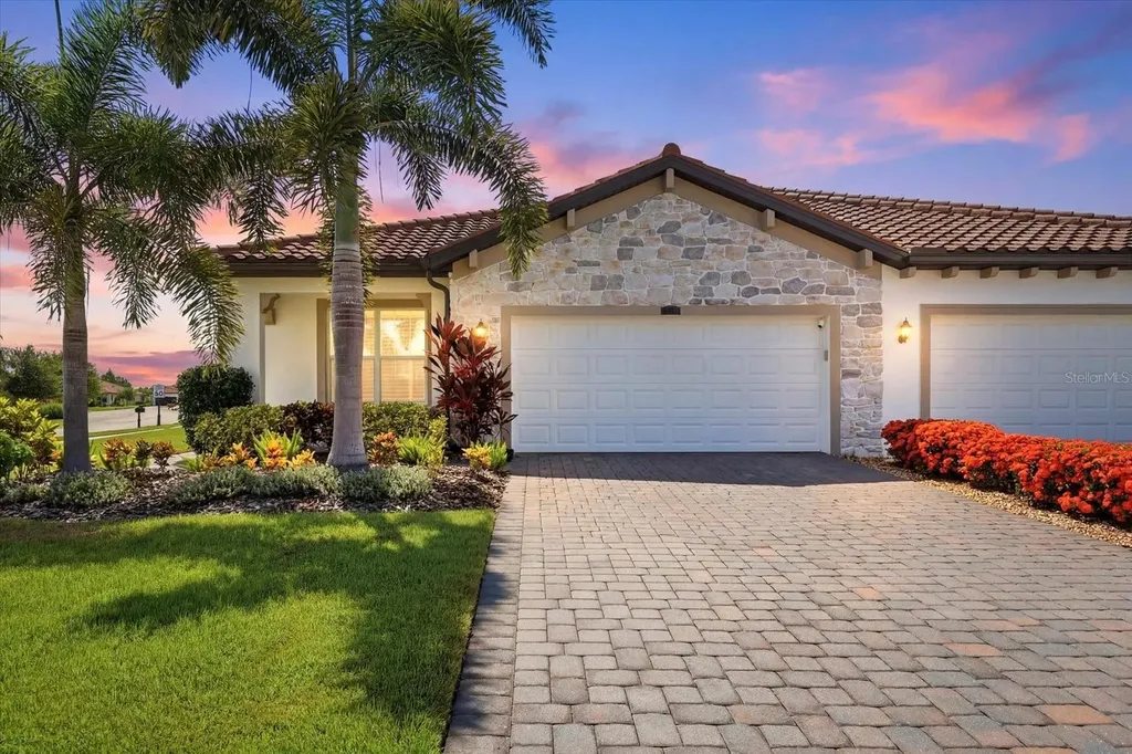2405 Wildflower Run Lakewood Ranch FL 34211