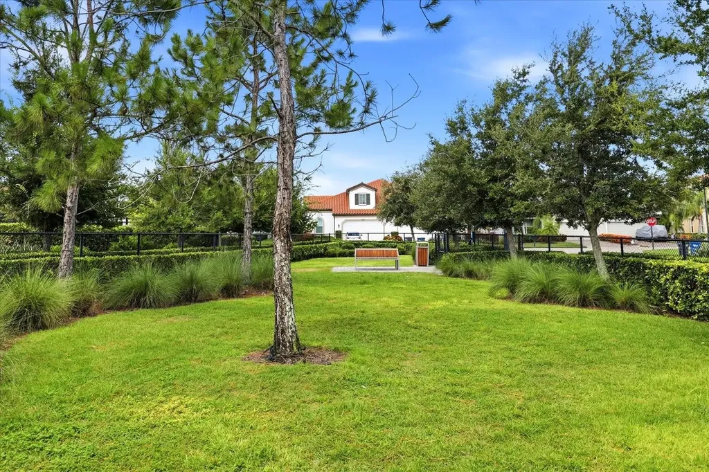 2405 Wildflower Run Lakewood Ranch FL 34211