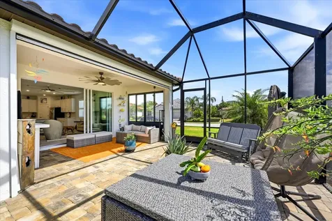 2405 Wildflower Run Lakewood Ranch FL 34211
