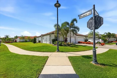 2405 Wildflower Run Lakewood Ranch FL 34211