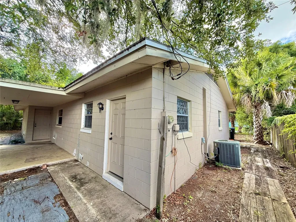 2810 Flowertree Road Belle Isle FL 32812