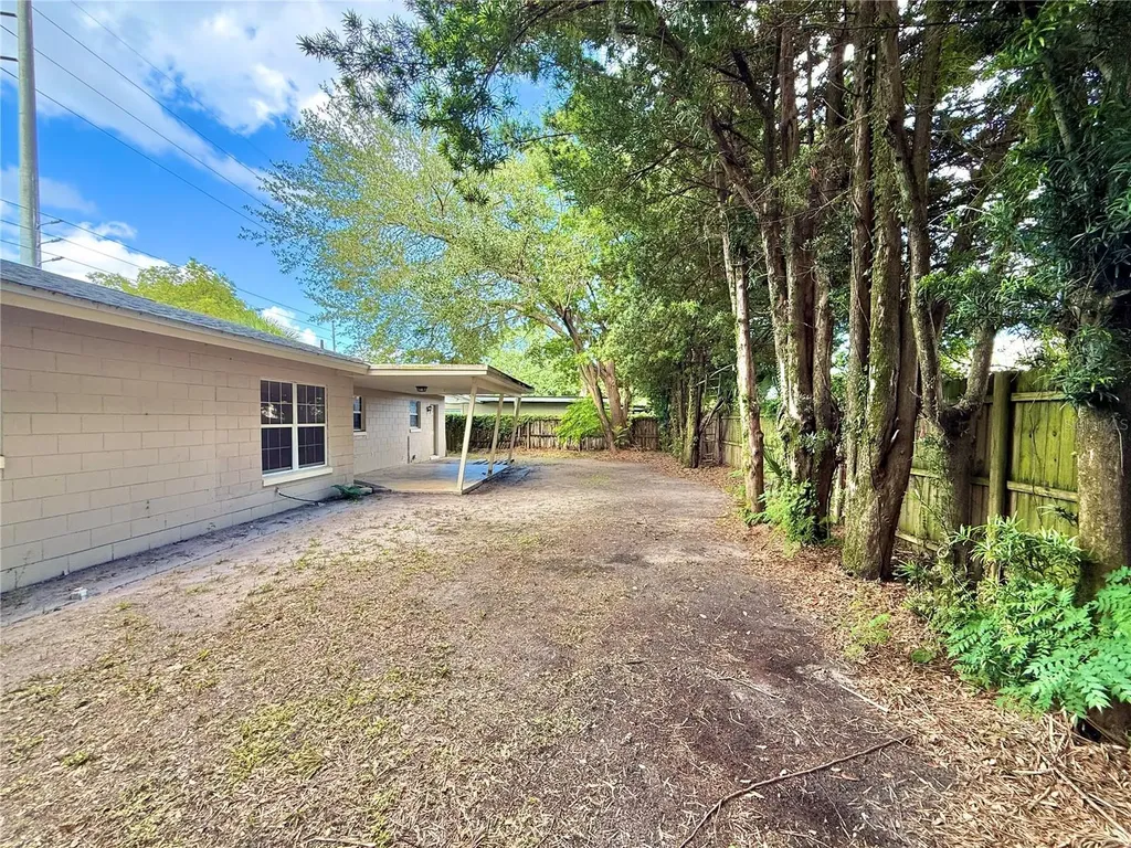 2810 Flowertree Road Belle Isle FL 32812