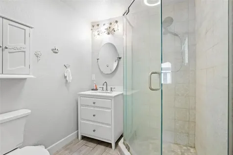 10437 Cirimoya Lane Seminole FL 33772