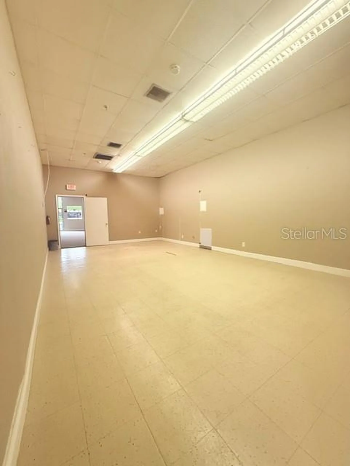 54 E Main Street Apopka FL 32703