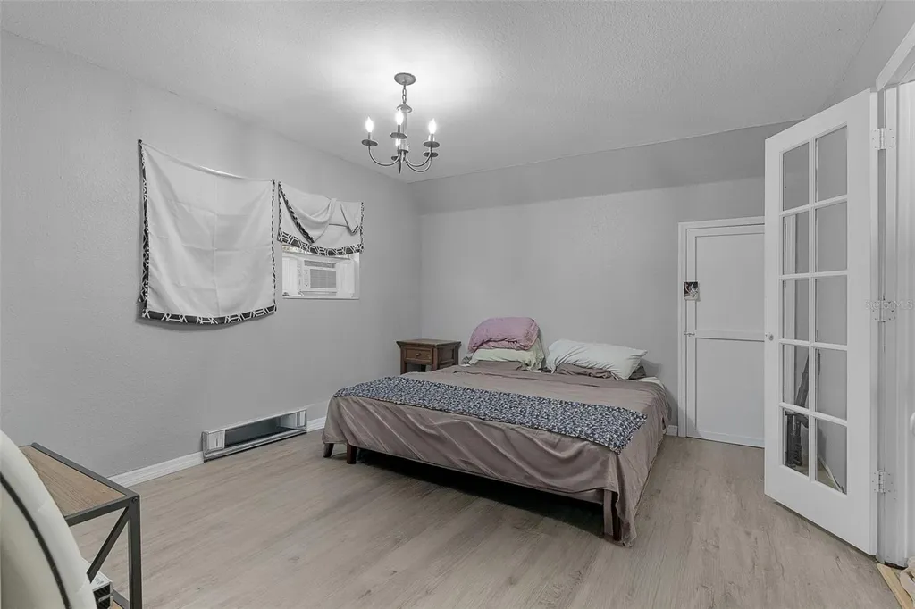 13691 S Highway 25 Eastlake Weir FL 32133