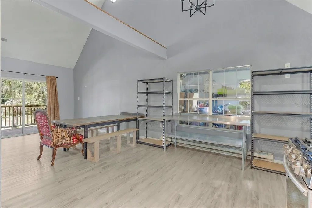 13691 S Highway 25 Eastlake Weir FL 32133