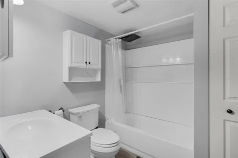 13691 S Highway 25 Eastlake Weir FL 32133