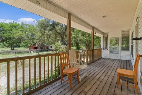 13691 S Highway 25 Eastlake Weir FL 32133