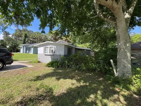 1620 Selma Avenue Daytona Beach FL 32117