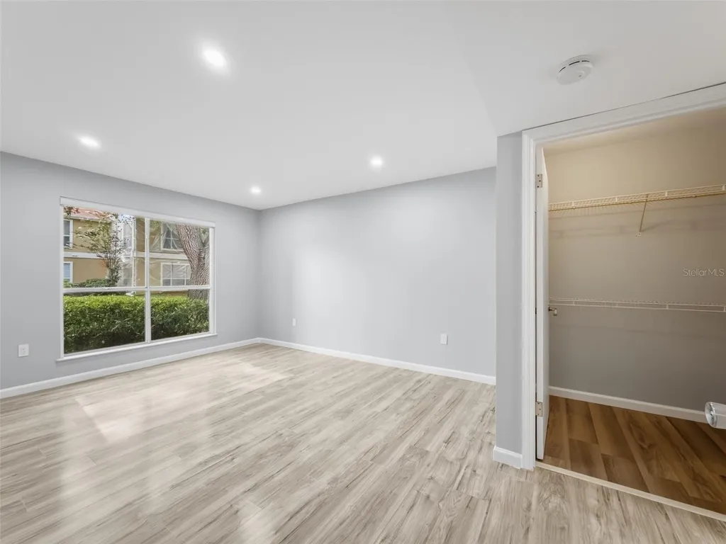 9481 Highland Oak Drive Tampa FL 33647