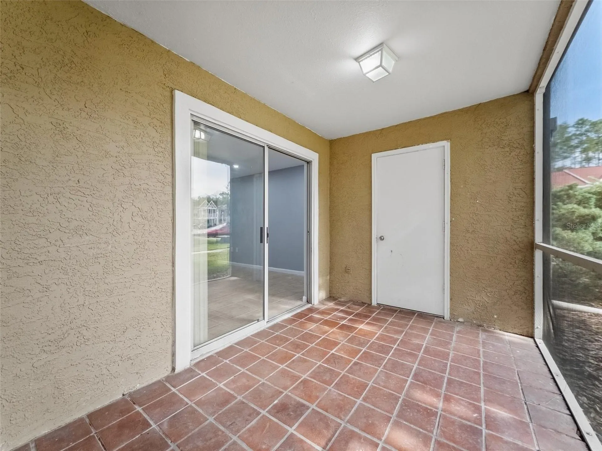 9481 Highland Oak Drive Tampa FL 33647