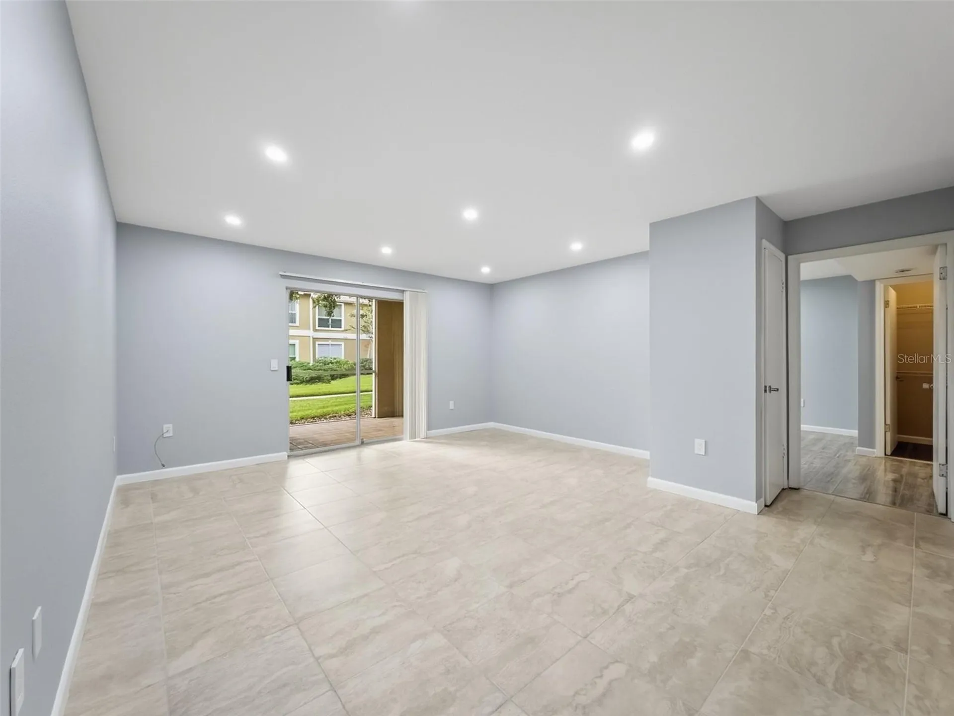 9481 Highland Oak Drive Tampa FL 33647