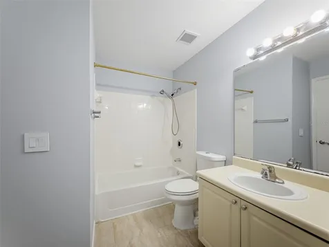 9481 Highland Oak Drive Tampa FL 33647